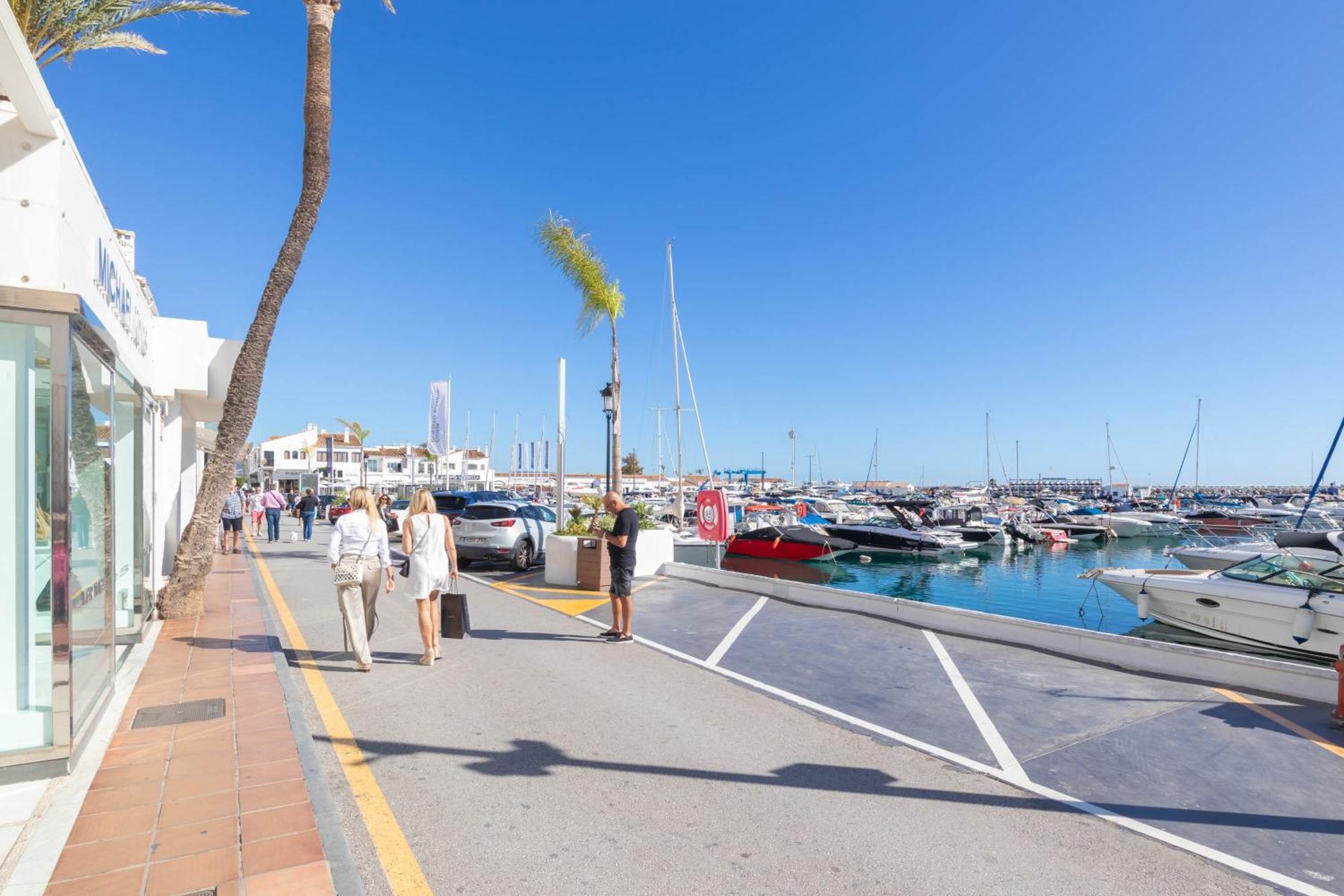 Apartamento Marina Banus L 马尔韦利亚 外观 照片